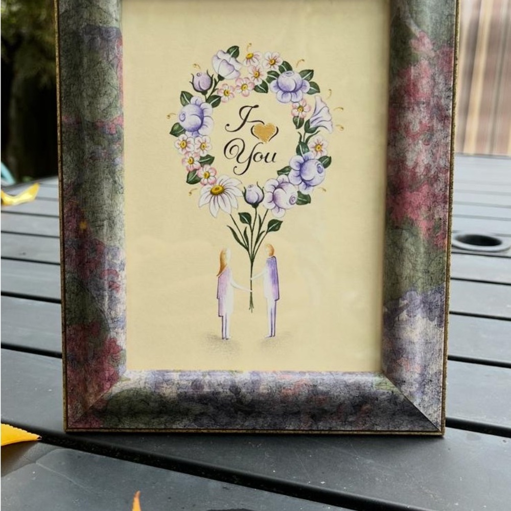 Romantic Floral Framed Artwork – “I ❤ You” Design